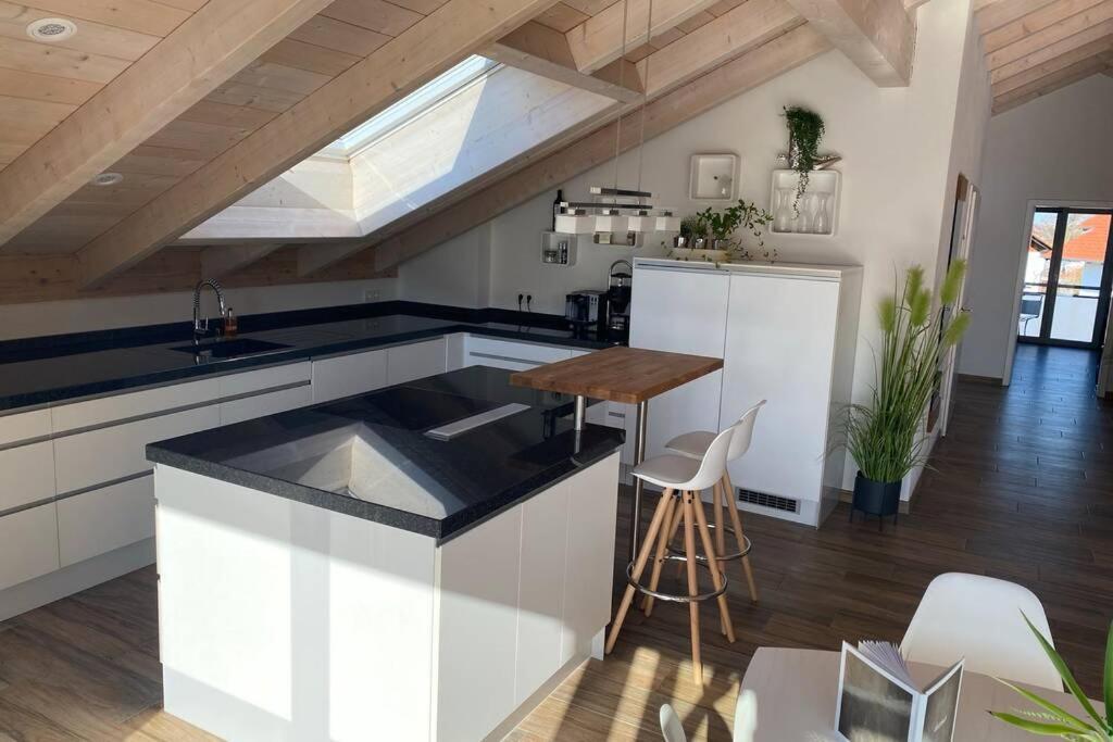 Lichtdurchflutete Wohnung Mit Grosser Dachterrasse Брукмюль Экстерьер фото